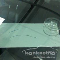 Трещина с поворотом на лобовом стекле