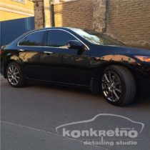 Полировка чёрного цвета Honda, обновление лакокрасочного покрытия