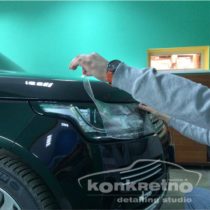 Антигравийная пленка на фары Range Rover